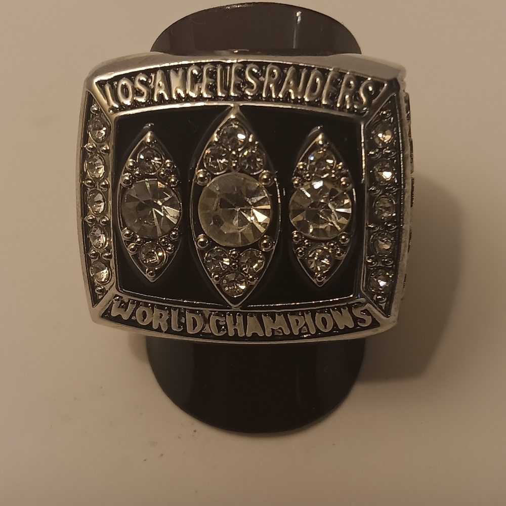 1983 Los Angeles Raiders Collectable Super Bowl Ring Marcus Allen